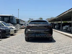 Mazda 3 2019 Green