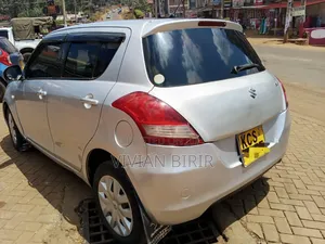 Suzuki Swift 2011 Silver