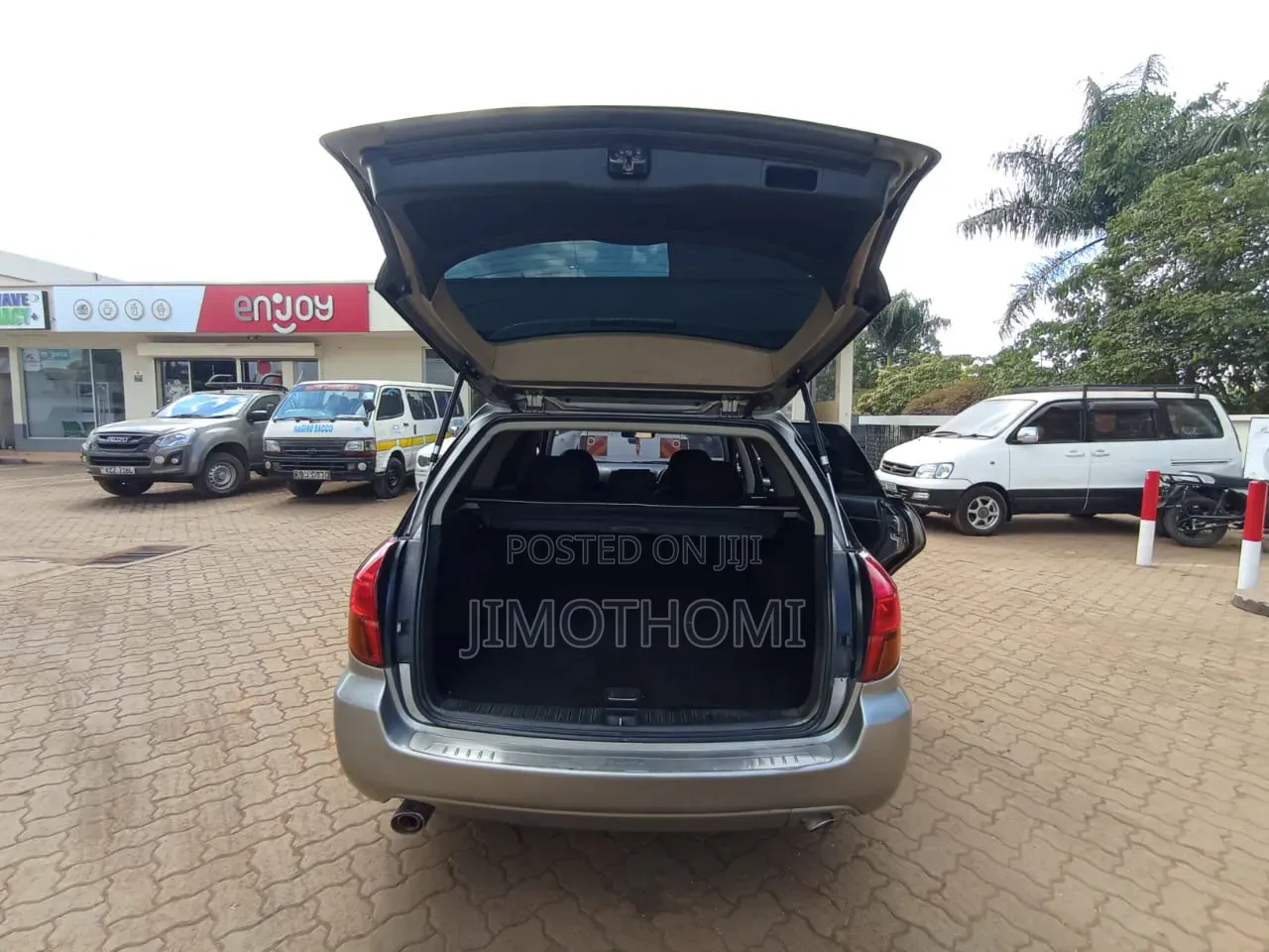 Subaru Legacy 2004 Gray