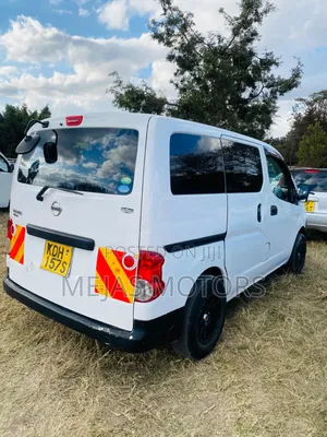 Nissan NV200 2015 White
