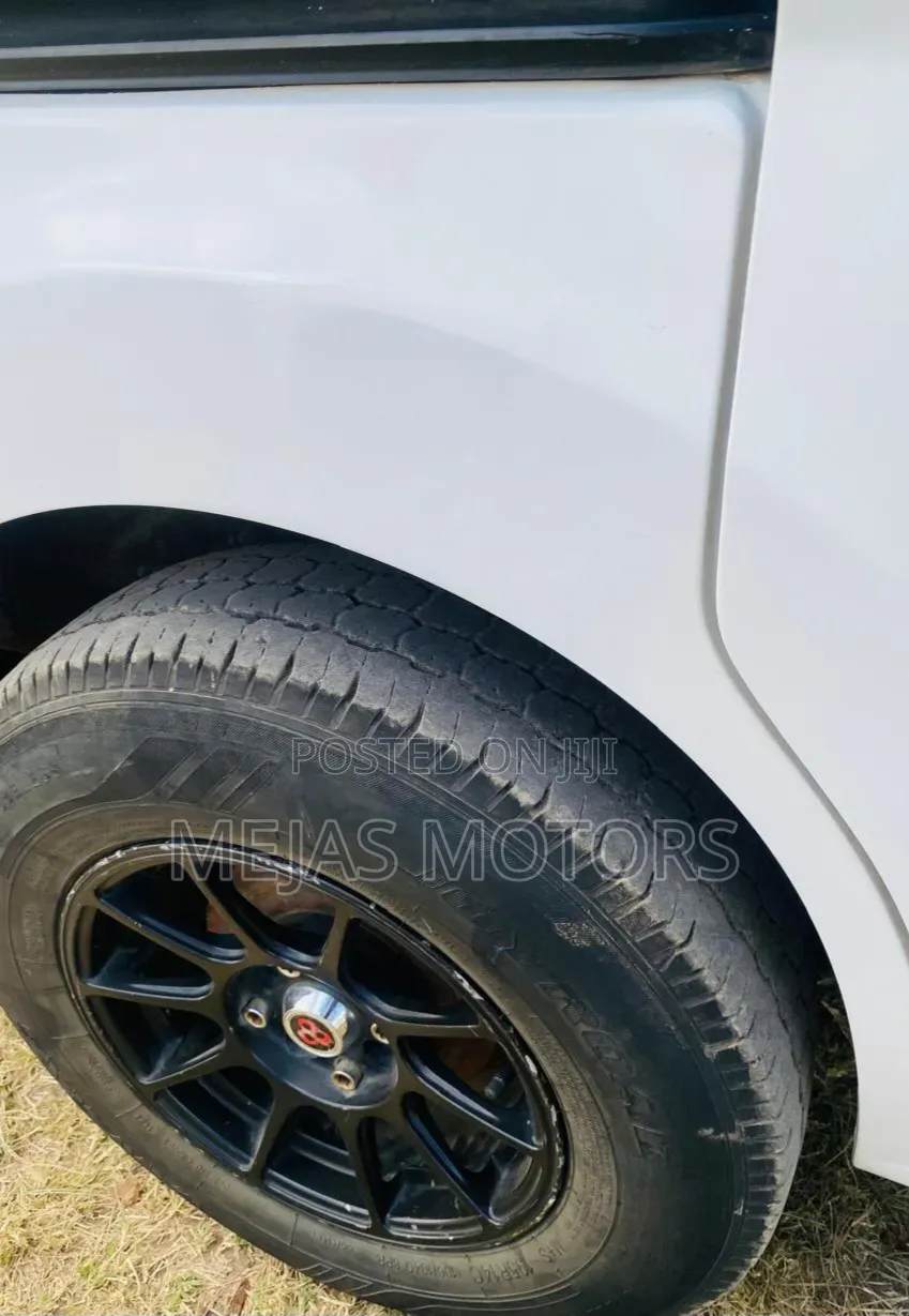 Nissan NV200 2015 White