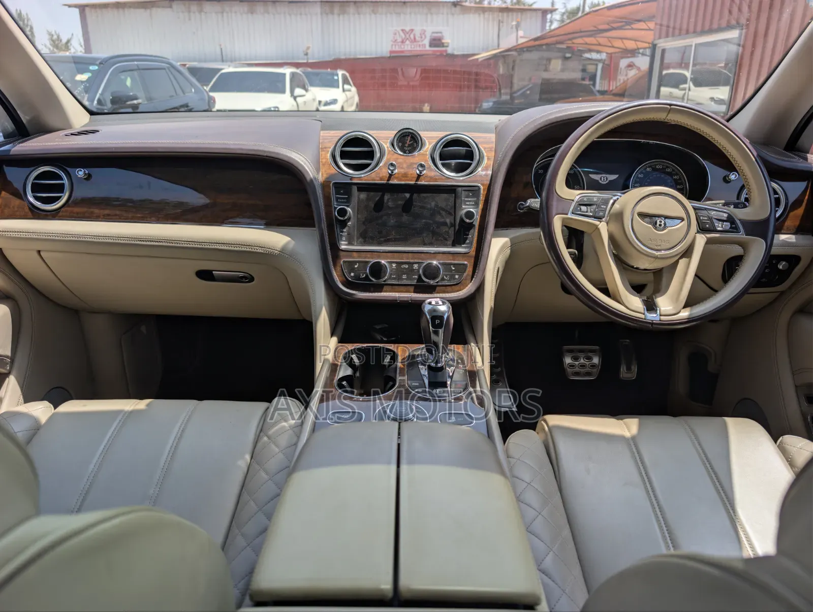 Bentley Bentayga 2018 Gray