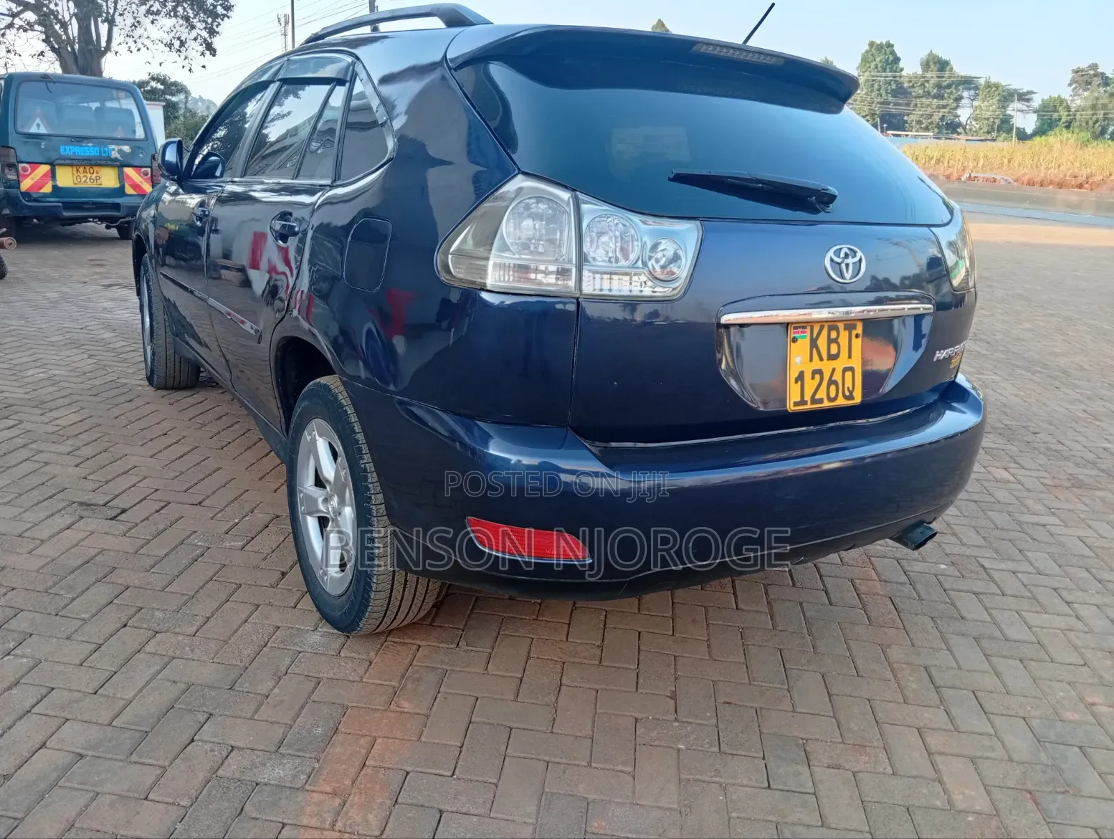 Toyota Harrier 2006 Blue