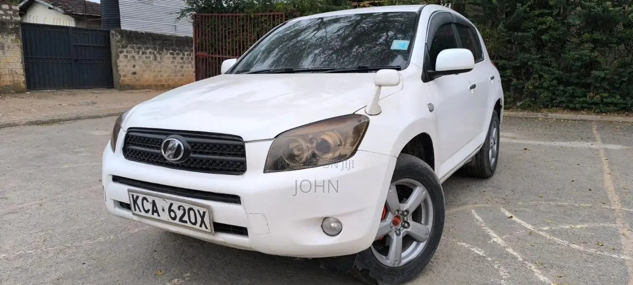 Toyota RAV4 2007 White