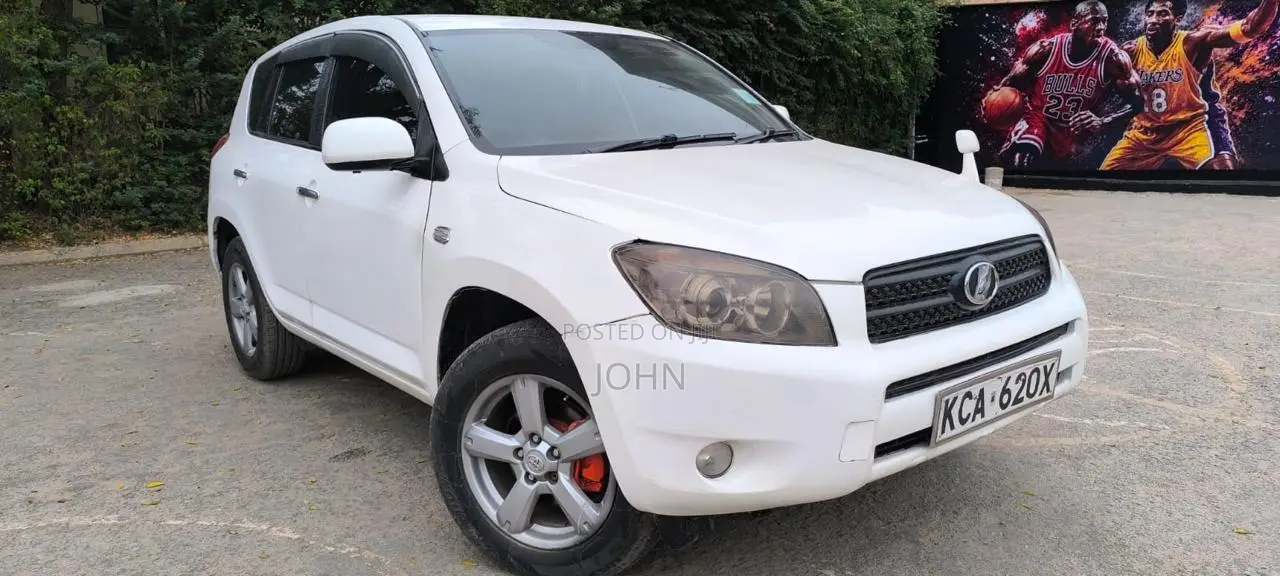 Toyota RAV4 2007 White