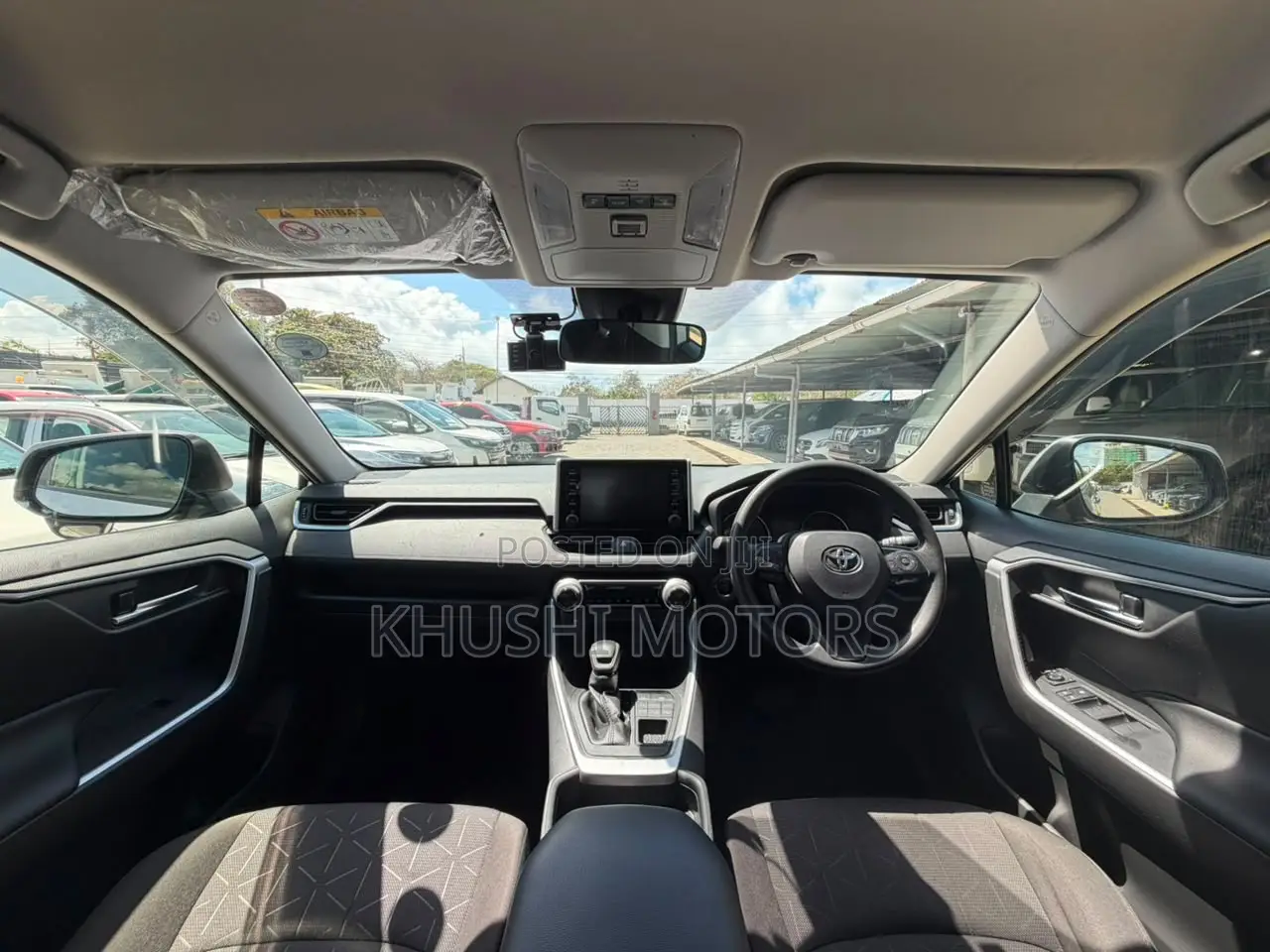 Toyota RAV4 2021 Silver