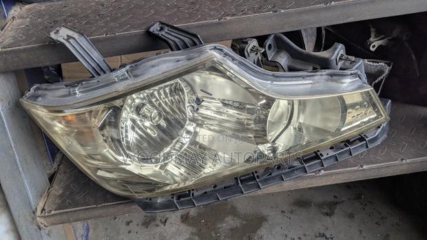 Honda Stepwagon Headlight - thumbnail 2