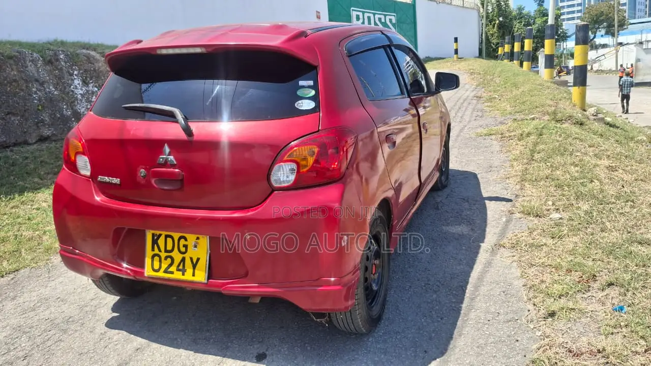 Mitsubishi Mirage 2015 Red