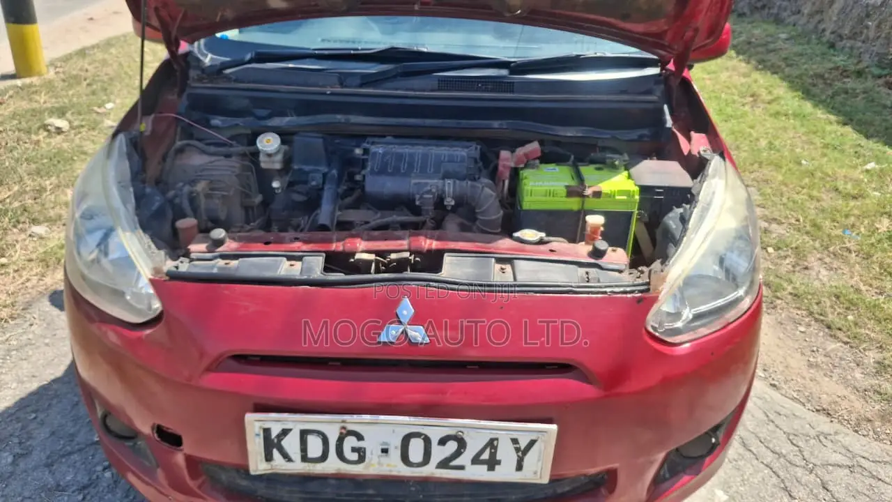 Mitsubishi Mirage 2015 Red