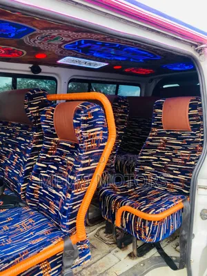 Toyota HiAce 2013 White