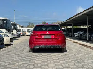 Peugeot 308 2018 Red