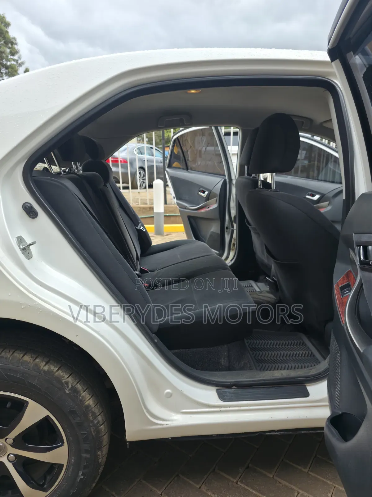 Toyota Premio 2008 White