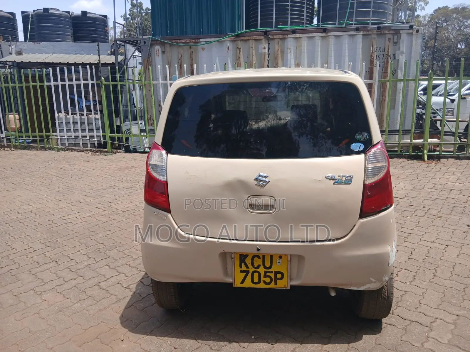 Suzuki Alto 1.0 2012 Beige