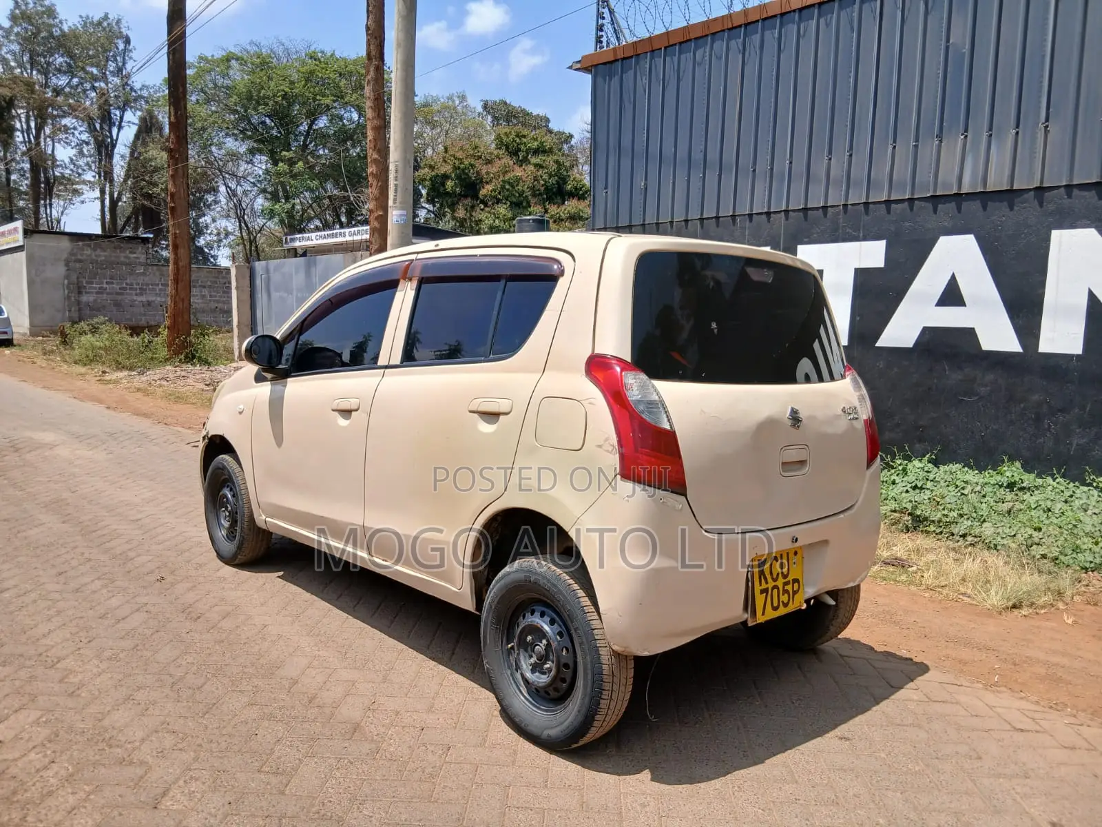 Suzuki Alto 1.0 2012 Beige