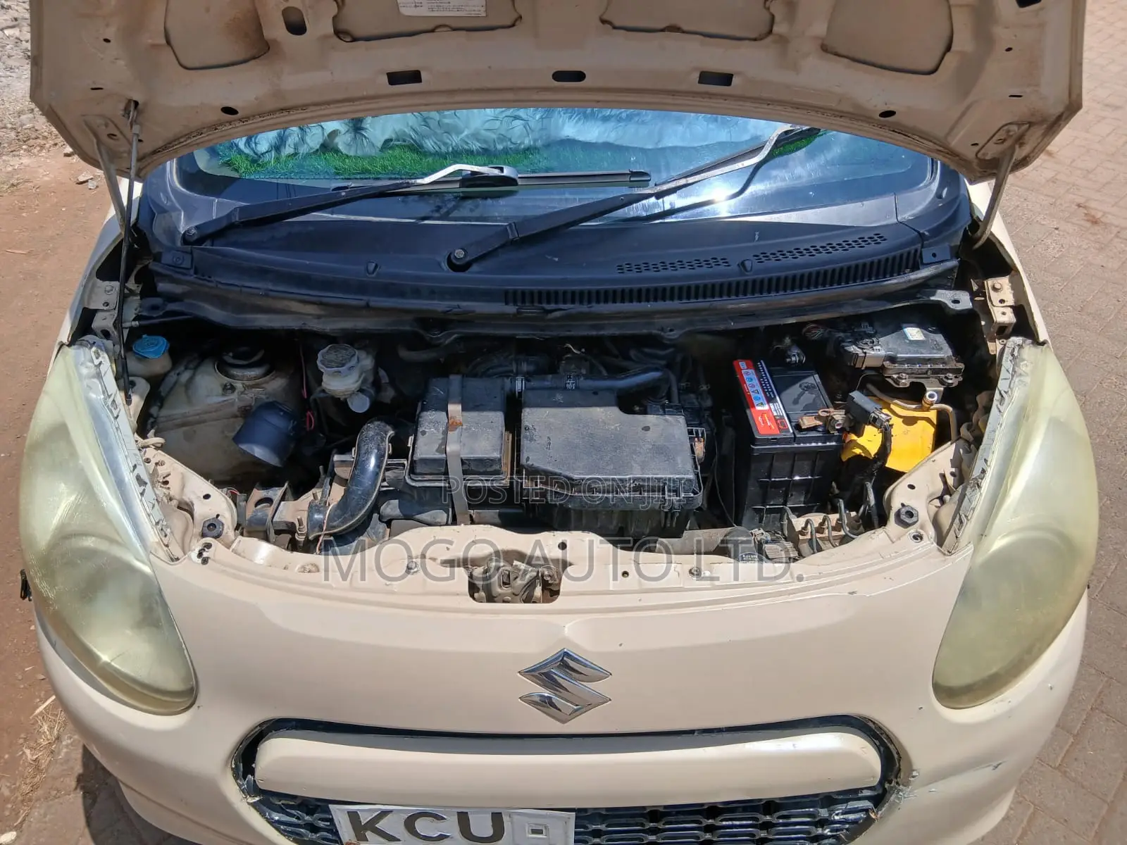 Suzuki Alto 1.0 2012 Beige