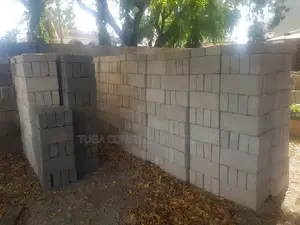 Concrete Partition Block (102 by 203 by 381)mm