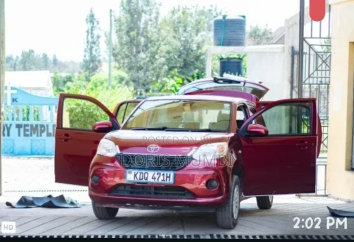 Toyota Passo 2017 Maroon