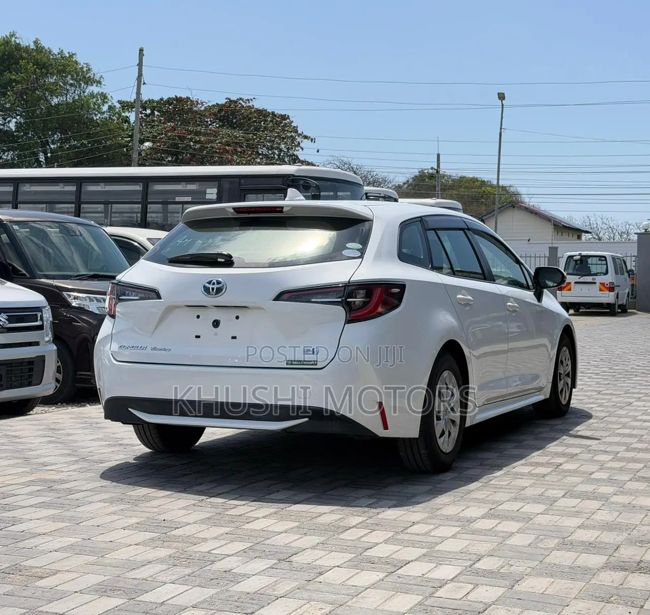 Toyota Corolla Touring 2020 White