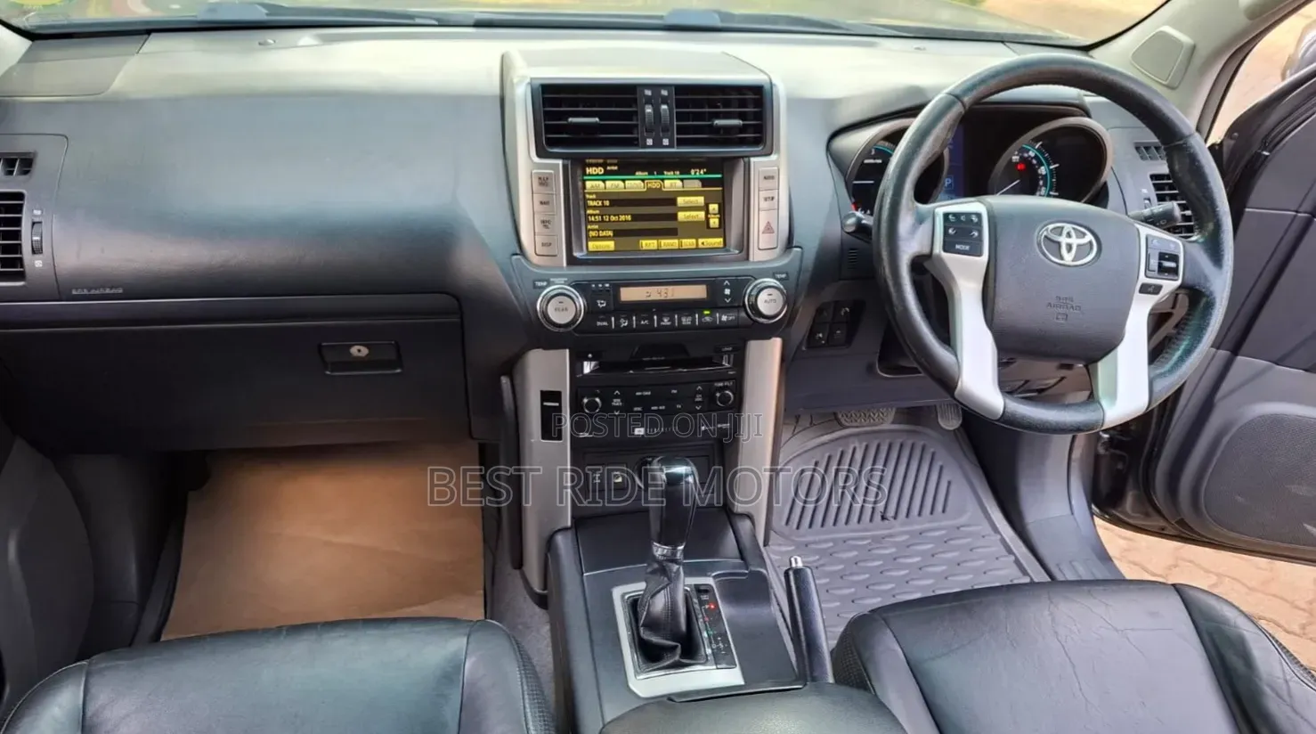 Toyota Land Cruiser Prado 2010 Gray
