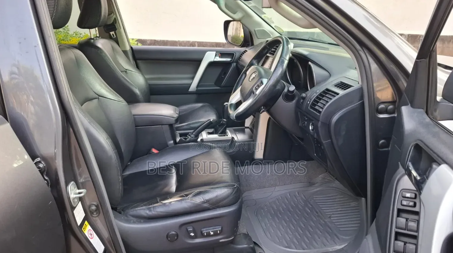Toyota Land Cruiser Prado 2010 Gray