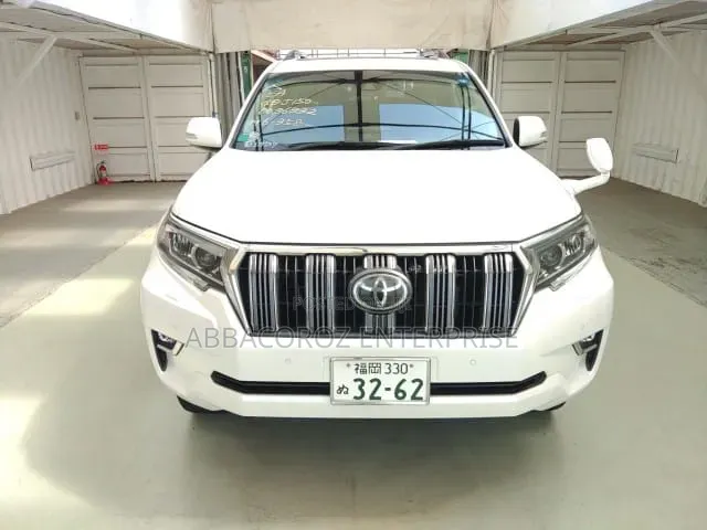 Toyota Land Cruiser Prado 2021 White