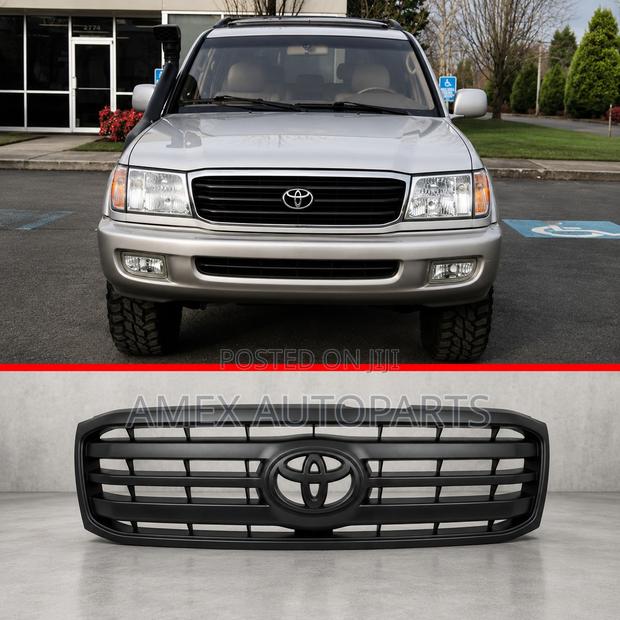 Front Grille Toyota Land Cruiser FJ100 1999-2002 Facelift Design Black