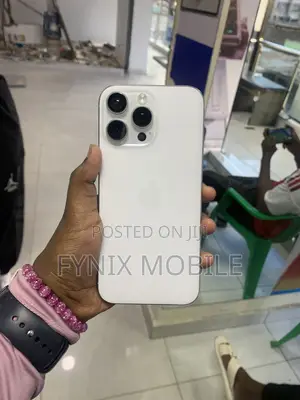 Apple iPhone 16 Pro Max 256 GB White