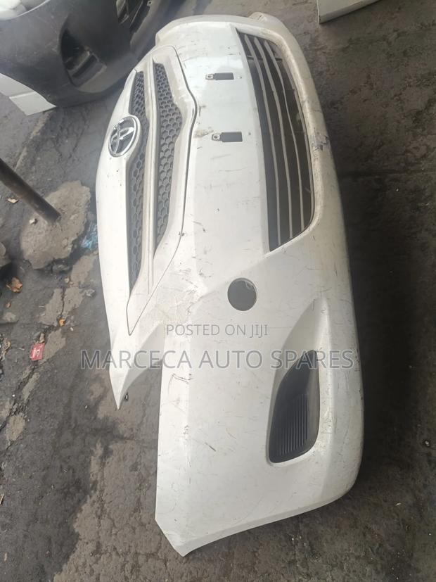 Bumper Toyota Belta