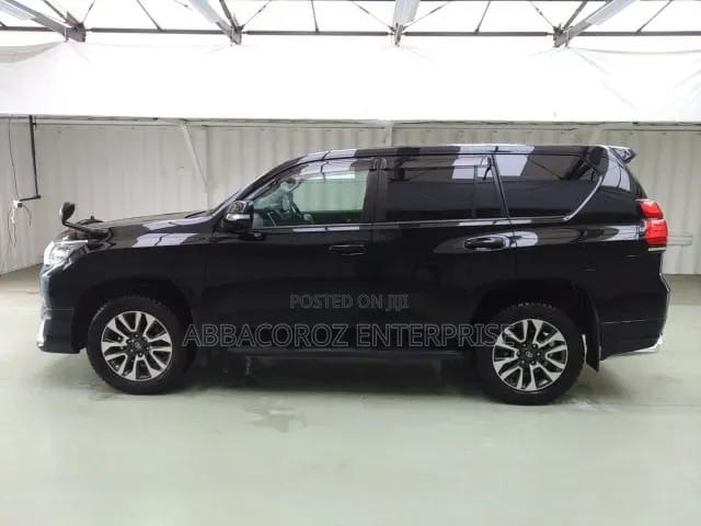 Toyota Land Cruiser Prado 2021 Black