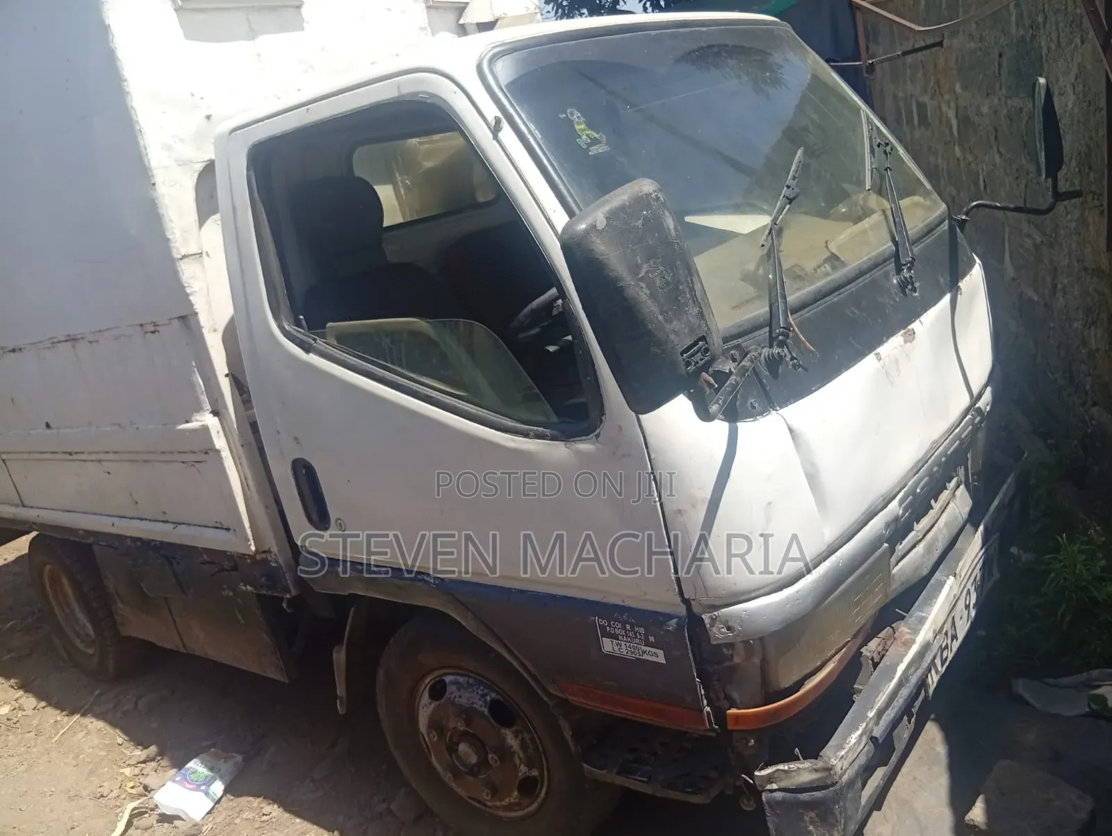 Mistubishi Canter 33
