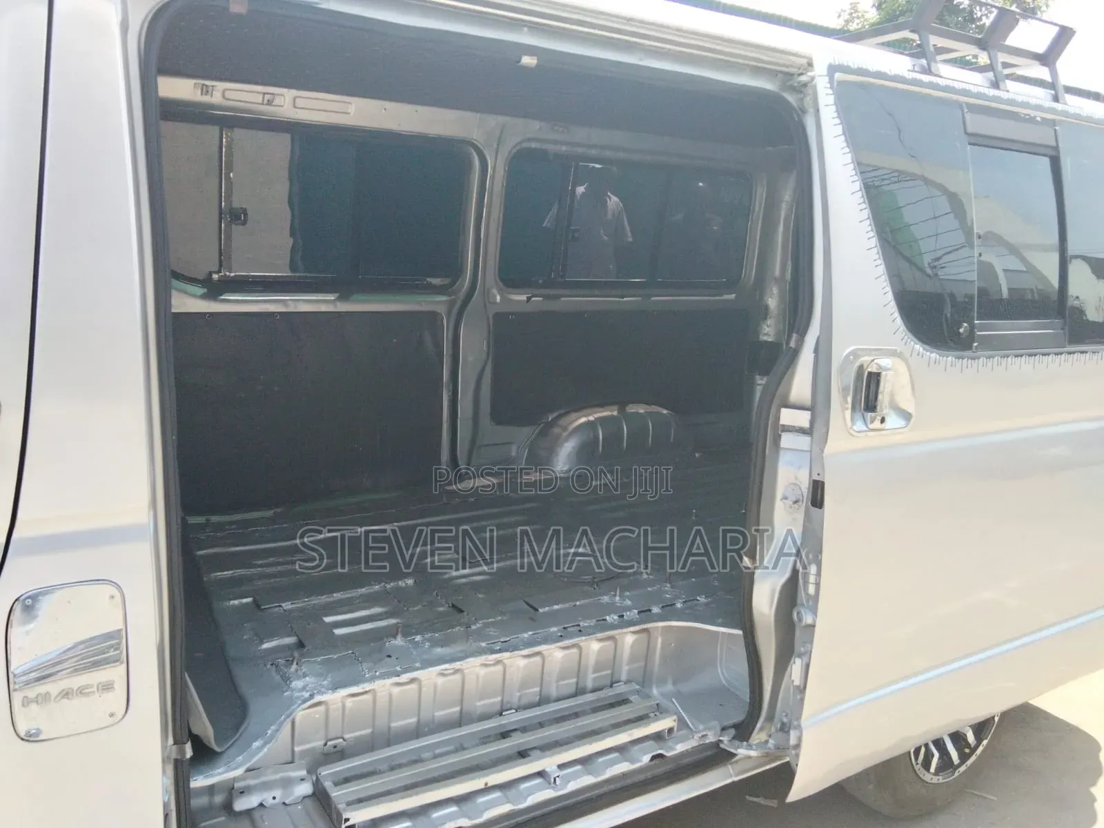 Toyota HiAce 2008 Grey
