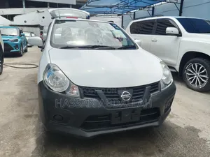 Nissan Advan 2019 White