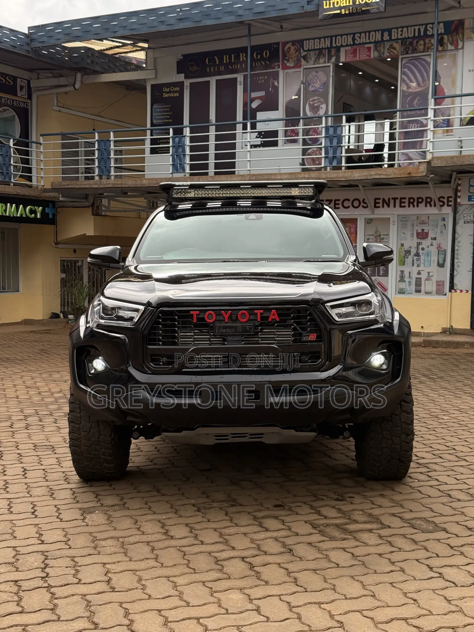 Toyota Hilux 2023 Black