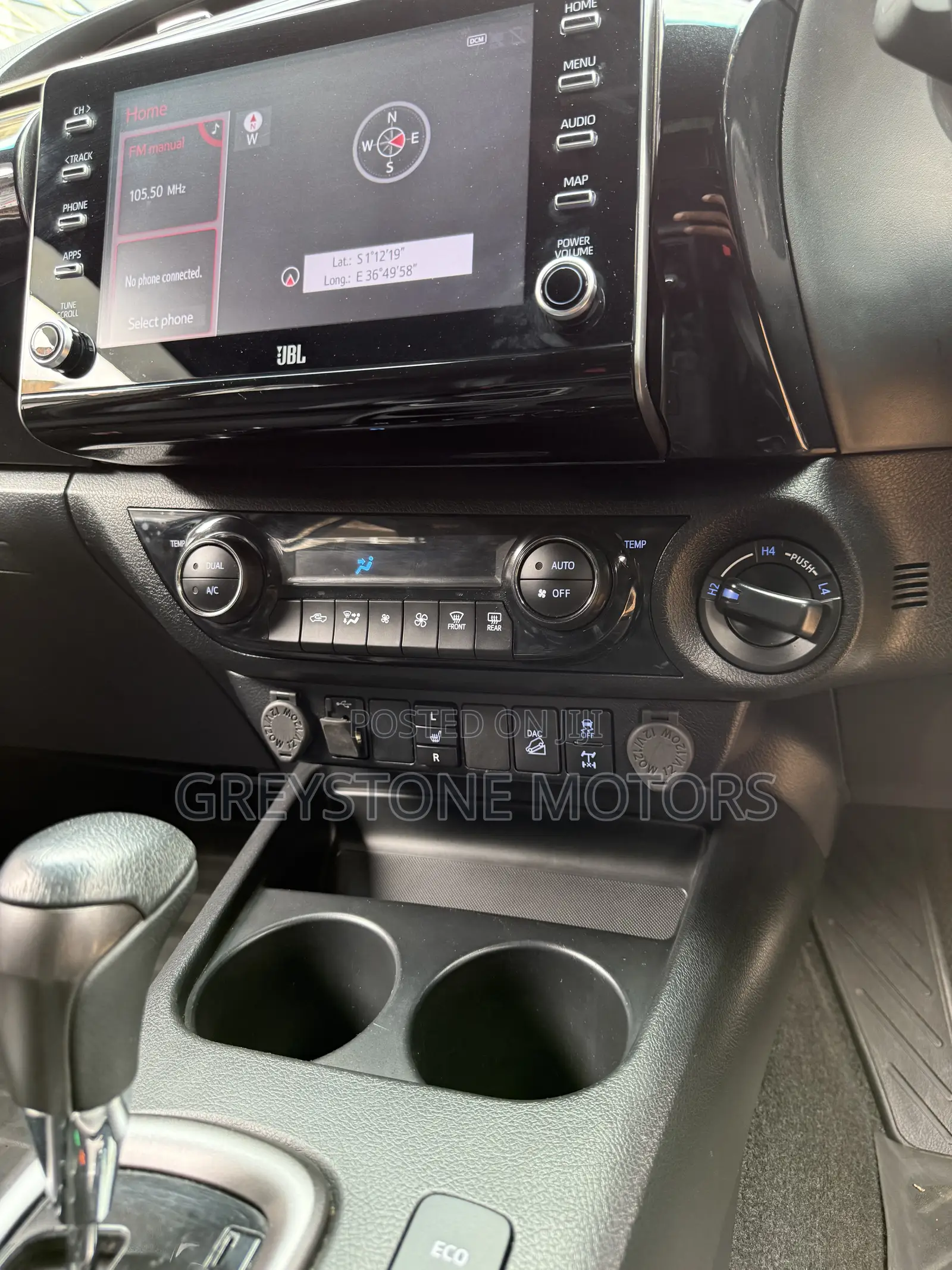 Toyota Hilux 2023 Black