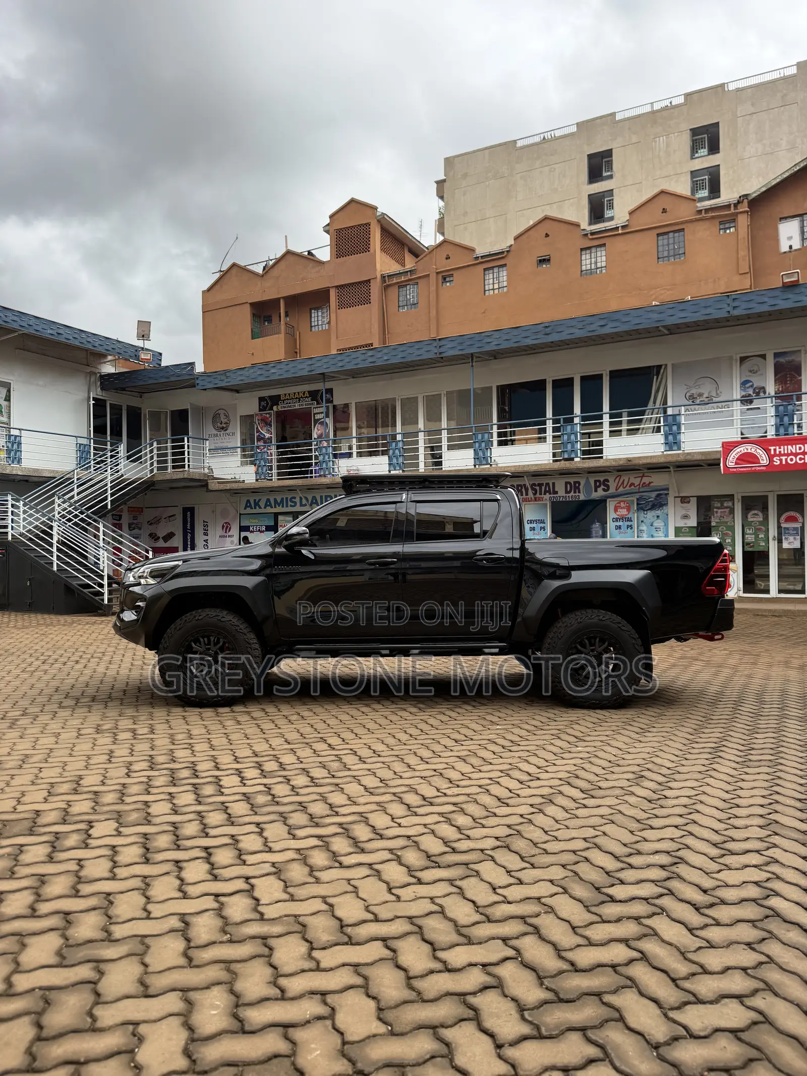 Toyota Hilux 2023 Black
