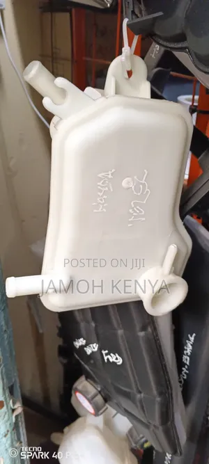 Washer Bottle, Expansion Tank, Coolant Tank,Honda Vezel 2014-2015-2018