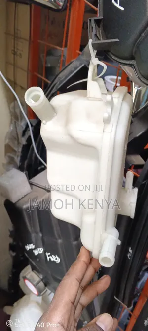 Washer Bottle, Expansion Tank, Coolant Tank,Honda Vezel 2014-2015-2018