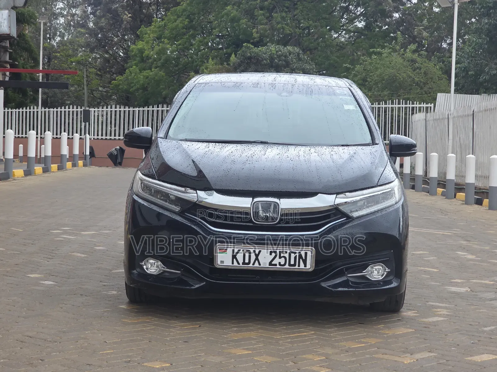 Honda Fit Shuttle 2017 Black