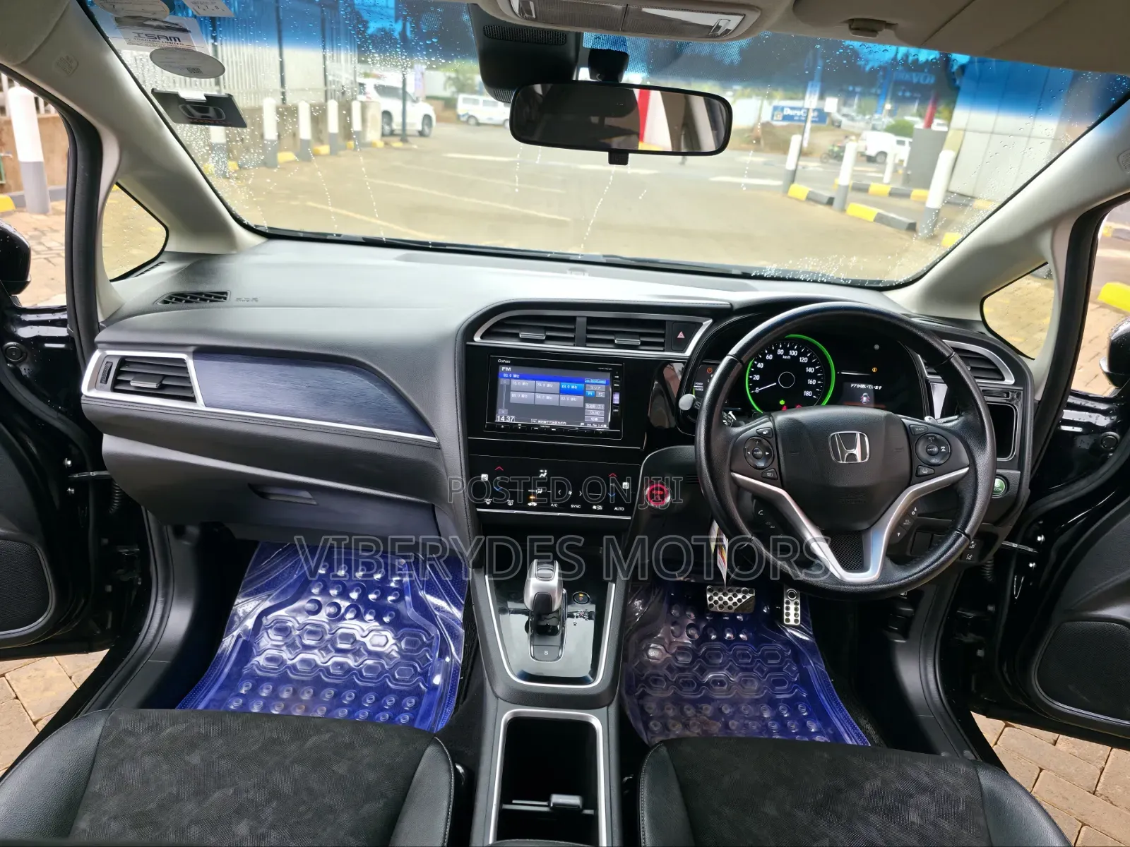 Honda Fit Shuttle 2017 Black