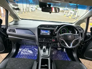 Honda Fit Shuttle 2017 Black
