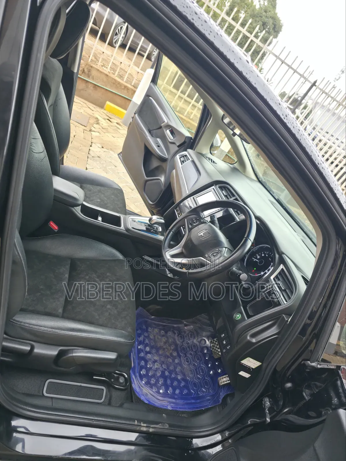 Honda Fit Shuttle 2017 Black