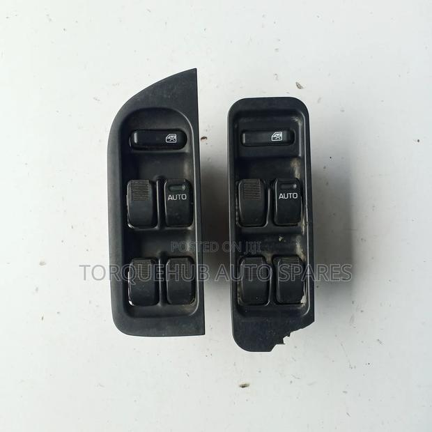 Toyota Duet 2000 Main Switch