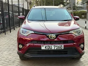 Toyota RAV4 2018 Red