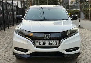 Honda Vezel 2018 White