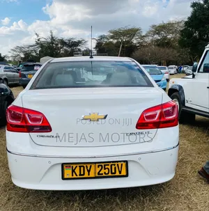 Chevrolet Cruze 2015 White