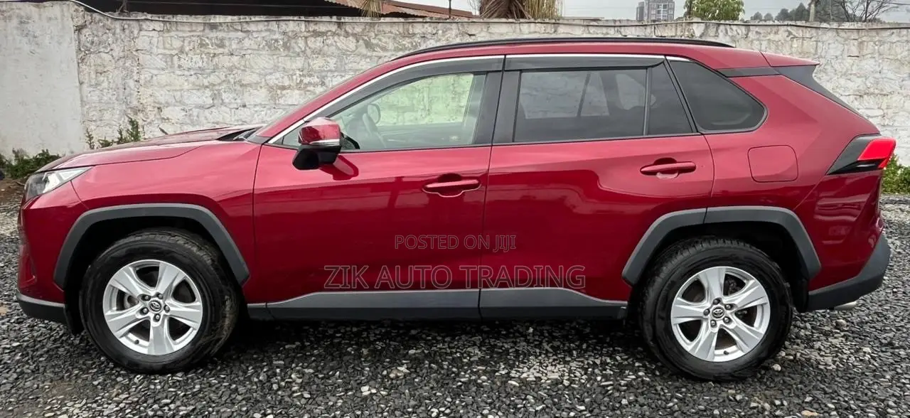 Toyota RAV4 2019 Red