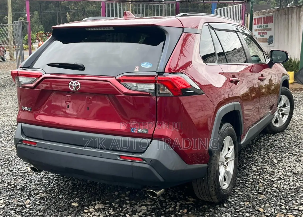 Toyota RAV4 2019 Red