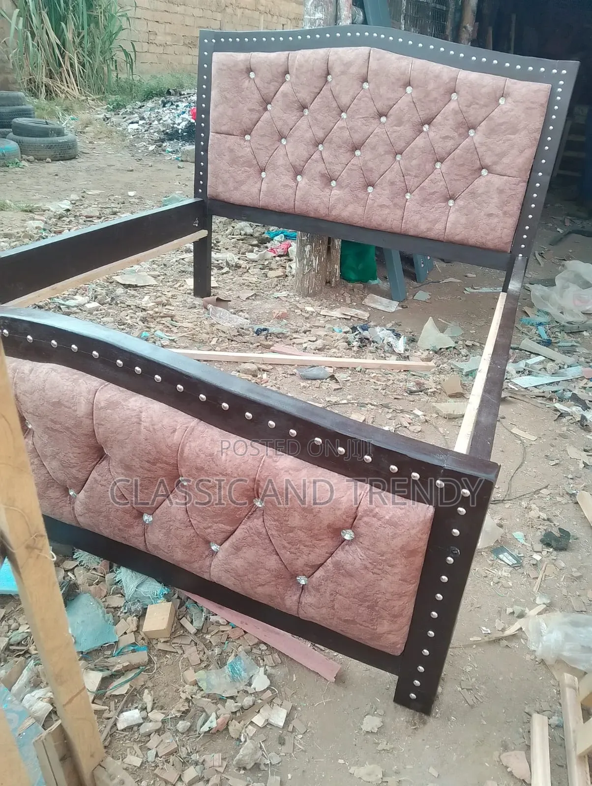 4x6 Brown Tufted Black Framed Bed