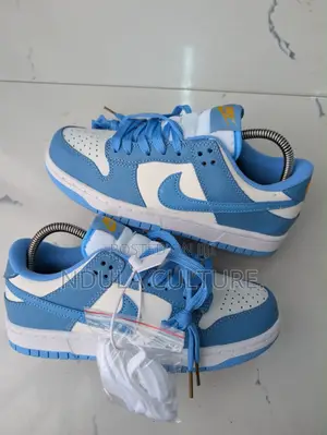 Nike Sb Low Univeristy Blue