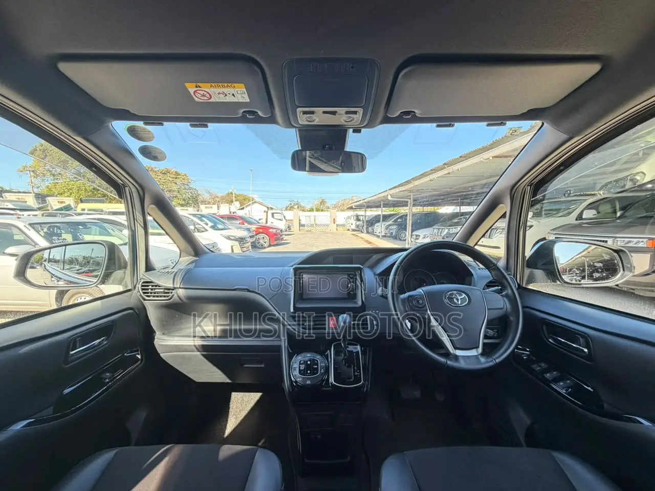 Toyota Noah 2019 Blue